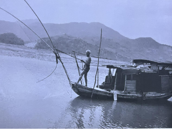 昔日福建闽东沿海的连家船民。